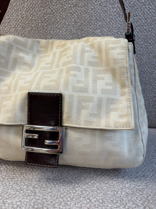 Fendi Beige Mamma Baguette